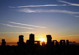 Sommersolhverv over Stonehenge. Foto: Andrew Dunn.
